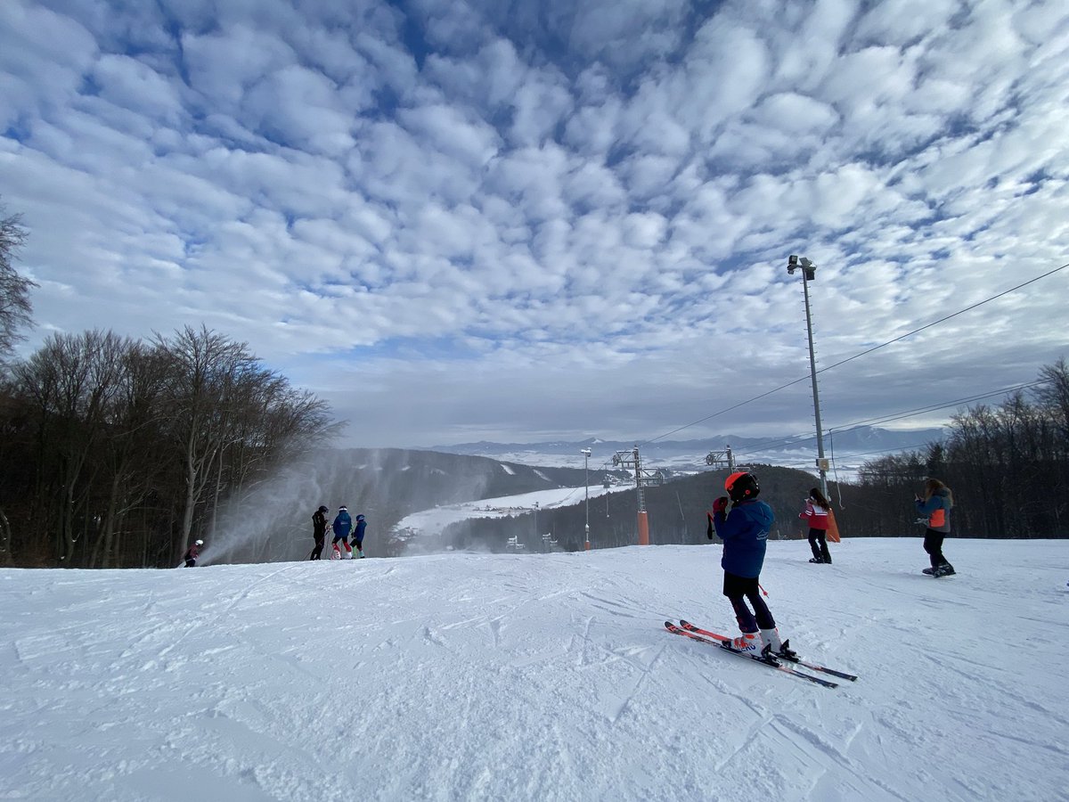 How’s your Monday shaping up so far? I’ve done a spot of client work on my phone, and then hit the slopes for a few hours. Heading back soon to do more work for the rest of the day. What’s the point in working if you can’t have some fun now and again too eh.