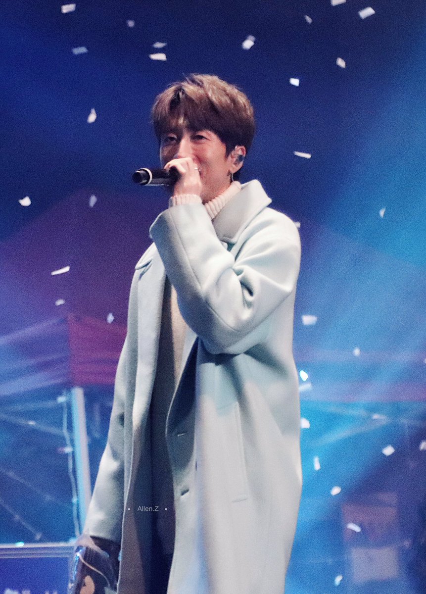 allenzhang231's tweet photo. 12.29 Jaewon

#이재원  #leejaewon
#랜선탈출콘서트 #talklive https://t.co/dyHDfVNNy9