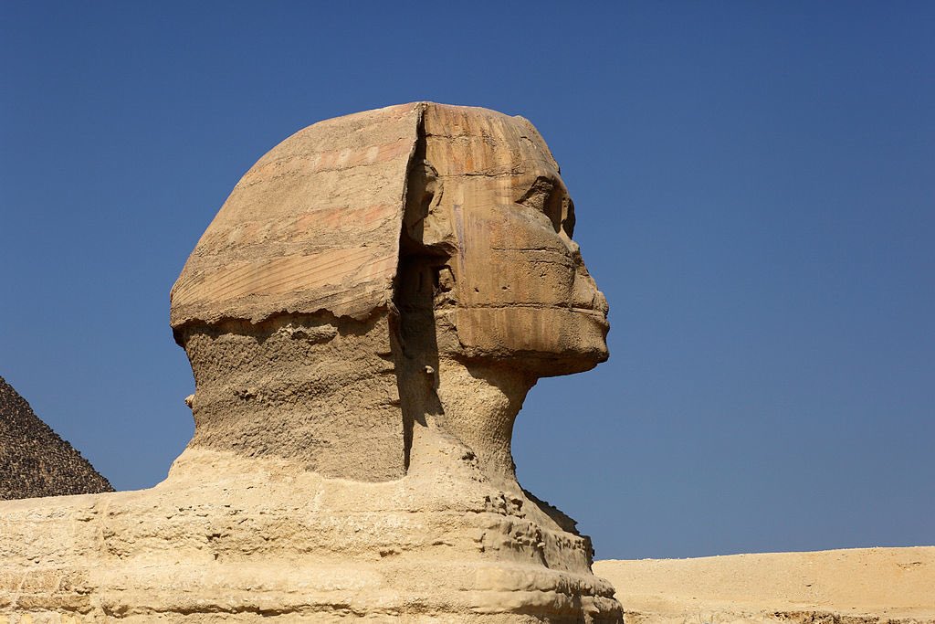 The 2 Faces in the MatrixThe head of the Sphinx and the Great Face at Poverty Point in North Eastern Louisiana, where the hillock called Motley Mound is the Eye