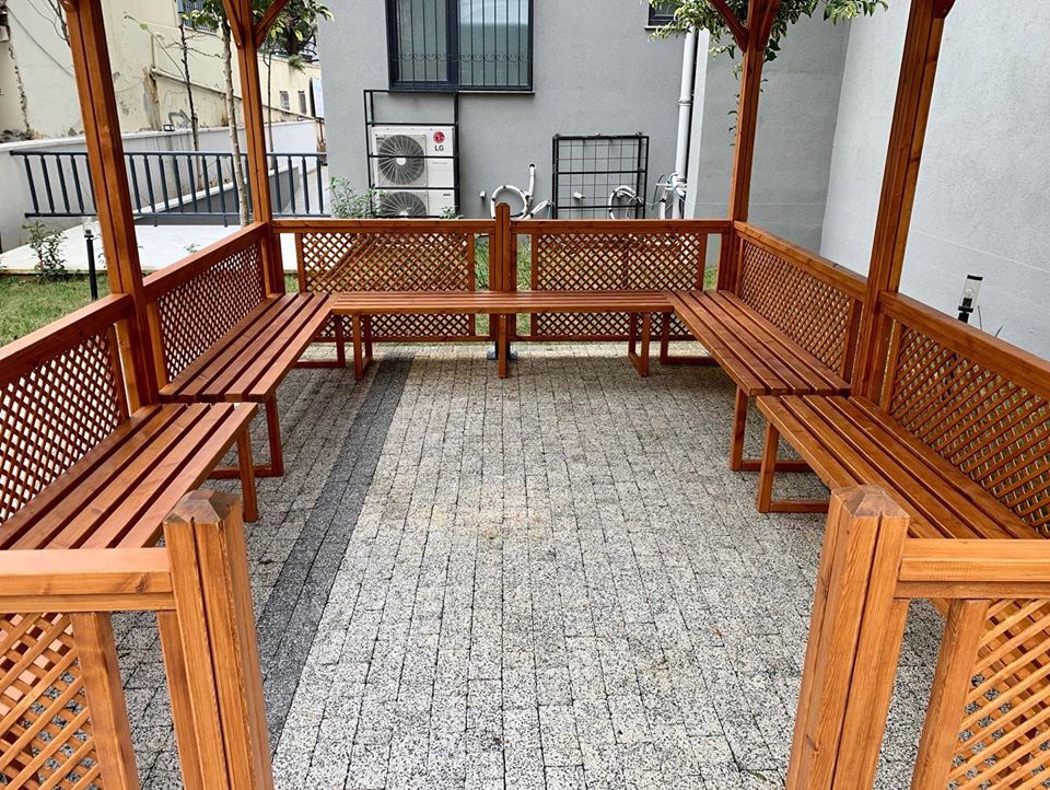 ElyseePlayEquip's tweet photo. Grab your tea and your book. It’s Gazebo Time. #Holzpavillon #gazeboenbois #houtenprieel #pérgolademadera #houtenpergola #houtenbank #ahsapkentmobilyalari #spiel #houtenpaviljoen #ahşapkamelya #kentmobilyaları #ahşapkameriye  #outdoordesign #landscape #landscapearchitecture https://t.co/ZpkPYdI8yh