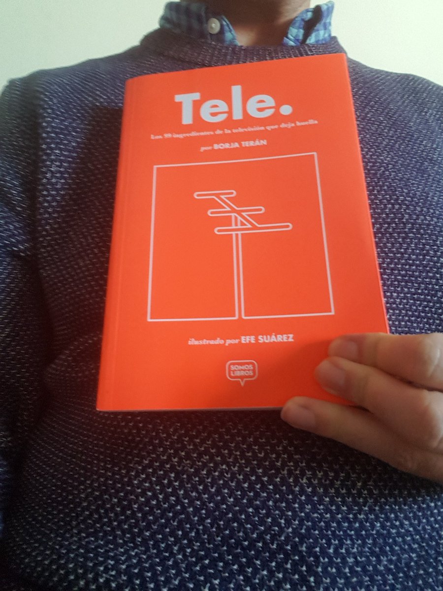 _rafaaltamirano's tweet photo. He tenido que ser algo bueno para que SSMM RRMM hayan traído a un apasionado de la tele española como yo, el libro de @borjateran 
A ver qué nos depara!!! https://t.co/RJ50uMrivF