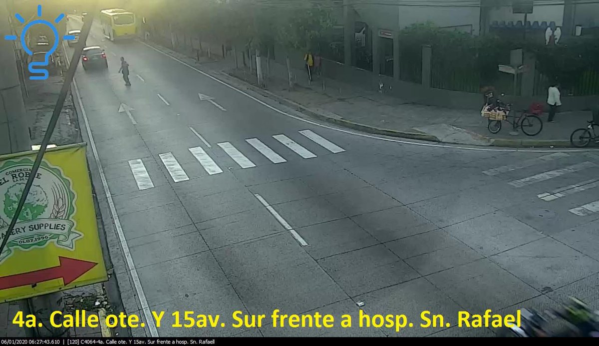 CAMdeSantaTecla's tweet photo. Tráfico liviano en vías de acceso a #SantaTecla en Panamericana frente a Británica, redondel Utila, Liceo Francés, #trafico lento en #LosChorros. #TraficoSV #EscudoTecla #SumamosProgreso https://t.co/umhn5CSx4m