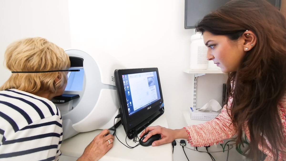 Optimum_Vision_'s tweet photo. We’re independent because we’re dedicated to giving you the best service, choice &amp; care.

All our appointments are for one hour so you can be confident we’ll give you the time &amp; care you need.

Book your appointment today:
https://t.co/uyDqWzMGcK https://t.co/CVpLyUZyUm