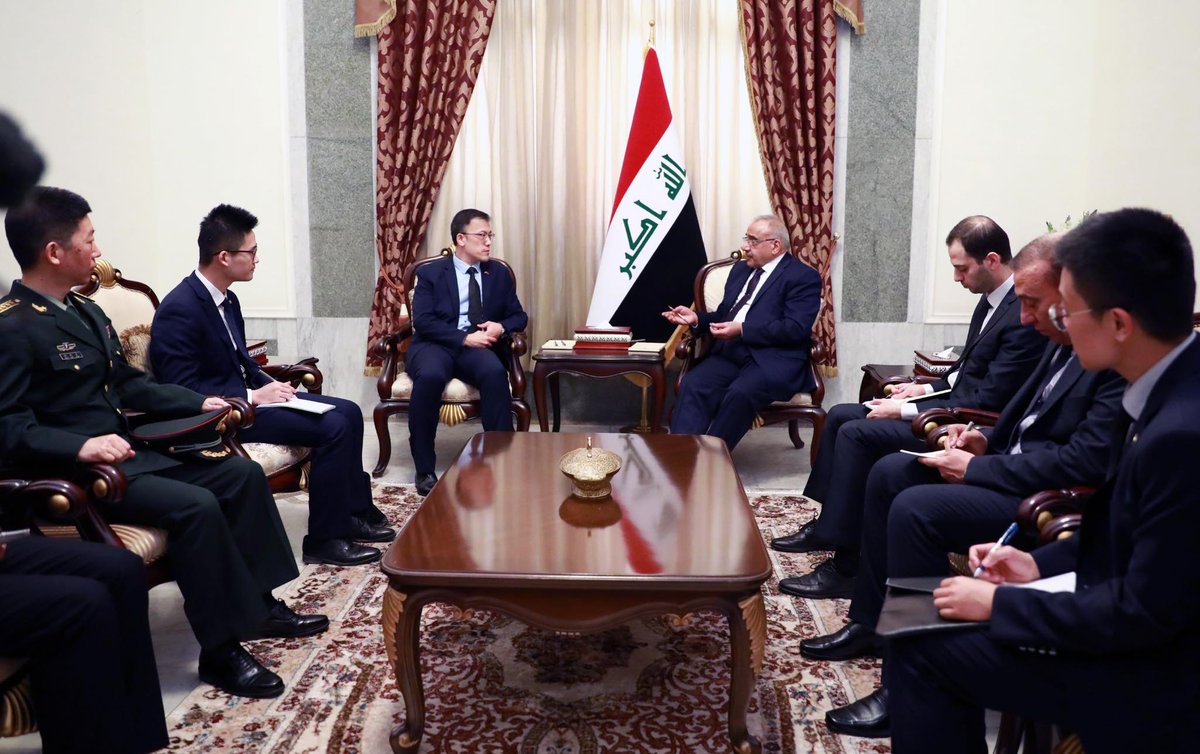RudawEnglish's tweet image. #BREAKING: Iraq’s Prime Minister Adil Abdul al-Mahdi receives China’s ambassador to Iraq, Zhang Tao conveyed Beijing’s readiness to provide military assistance.