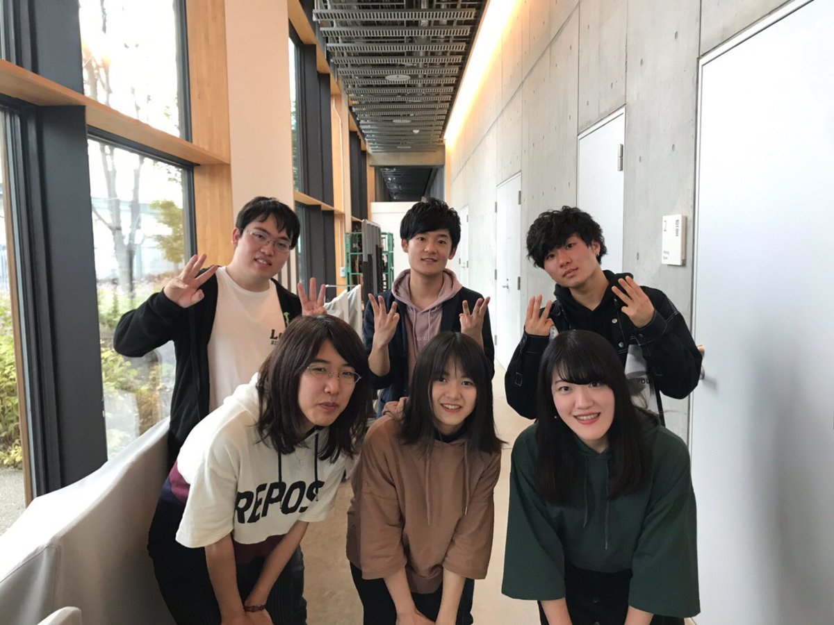 3gen_giftbox's tweet photo. 二日経ちましたが、1/4(土)はGift Boxの10周年ライブに出演しました！
トップバッターとして盛り上げてきました〜！

お越しくださった皆さん、運営の皆さん、ありがとうございました！！ https://t.co/4k2AjRsLp1