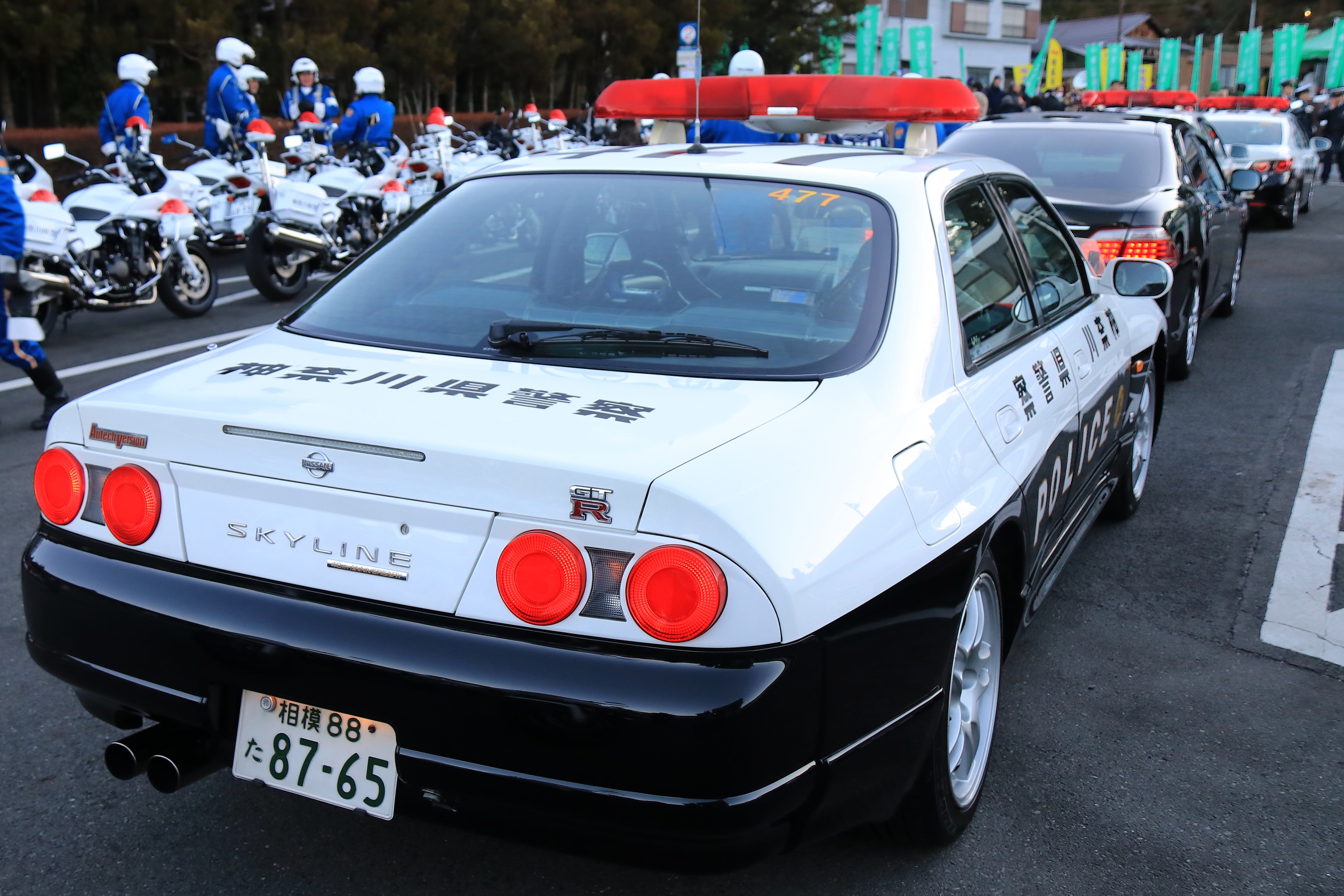 レイズ 日産 スカイライン GT-R 神奈川県警察高速道路交通警察隊車両 RAI'S (レイズ) 1/43 日産 スカイライン GT-R AUTECH VERSION