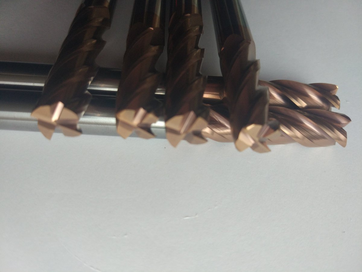VshineTech's tweet photo. HRC55 Endmill and Corner Radius https://t.co/JZqYF8C7g1