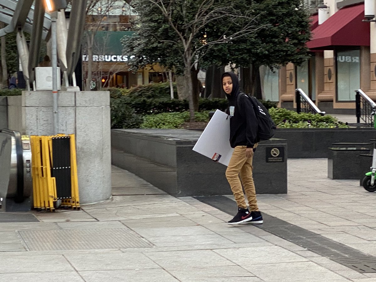 The #jaywalker criminals of G Street <a href="/Metrorailinfo/">Metrorail Info</a> <a href="/dcmetro/">dcmetro</a> <a href="/DCPoliceDept/">DC Police Department</a> <a href="/wmata/">Metro Forward</a> #DCriminals #criminal #jail #fine #justice