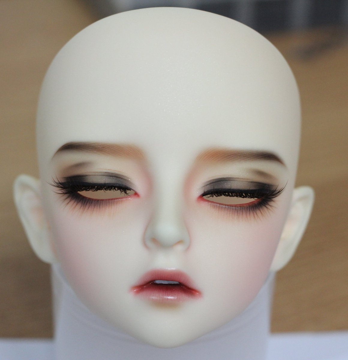 W (작업중) tweet media