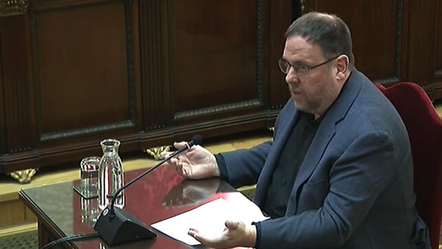El Parlamento Europeo reconoce como eurodiputado a Junqueras tras la resolución contraria de la Junta Electoral Central eldiario.es/internacional/… Informa <a href="/andresgil/">Andrés Gil</a>