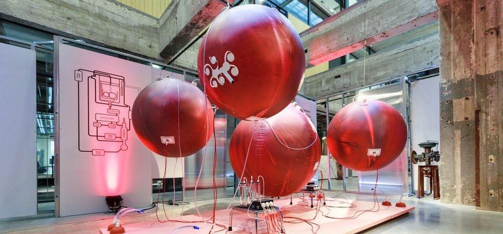 CRRDMU's tweet photo. Have a look at our first blog post in 2020 on Artificial Wombs and Choosing an Alternative to Gestation by @ECRomanis! #artificialwomb #technology …https://t.co/J6nTKSr080 … - and for further reading, look up her most recent publication: https://t.co/q1EGUBG7Ae https://t.co/m4LW1gFskb