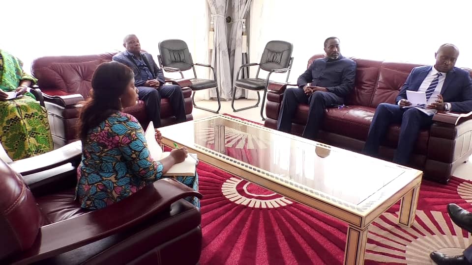 juvenalmunubo's tweet photo. #Goma:J'ai conduit une délégation auprès du Gouverneur du Nord-Kivu #RDC,@NzanzuKasivita composée du Député provincial @KihangiPrince et le chef du secteur de #Wanianga(territoire de #Walikale).Nous avons échangé sur l'état très délabré des routes dont l'axe Goma-Masisi-Walikale https://t.co/8TvFOJ5cRb