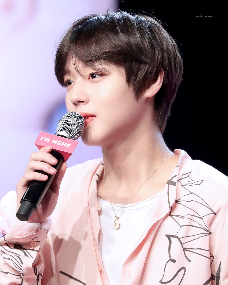 karly_jh's tweet photo. 200105  아임미미 얼굴상영회

안이쁜 곳이 없지❣

#박지훈 #ParkJihoon #지훈 #Jihoon 
#박미미 https://t.co/hzzGP97J1X