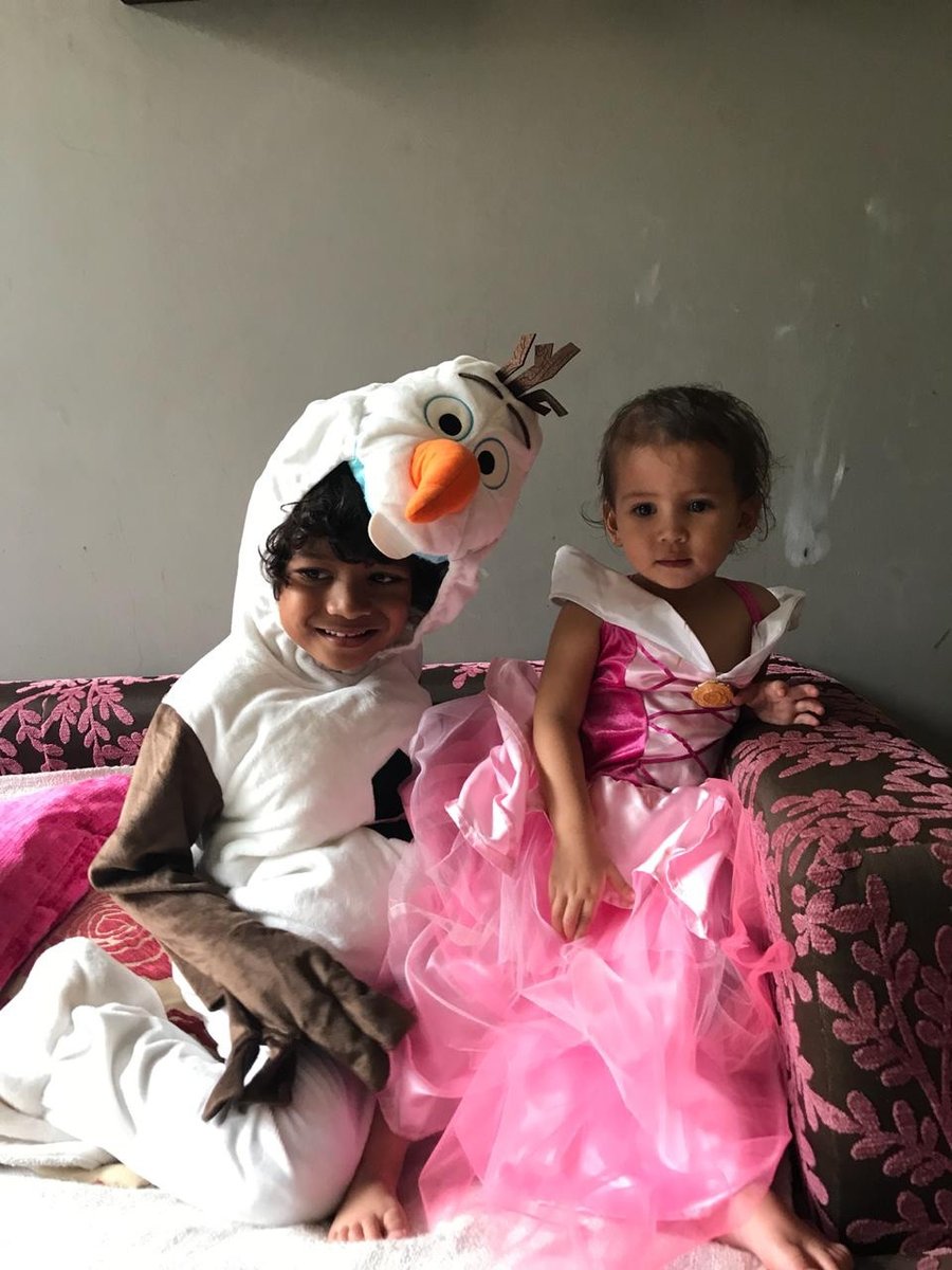 wulanc's tweet photo. Frozen Fever https://t.co/6c1s85765W https://t.co/zYN82xWAhs