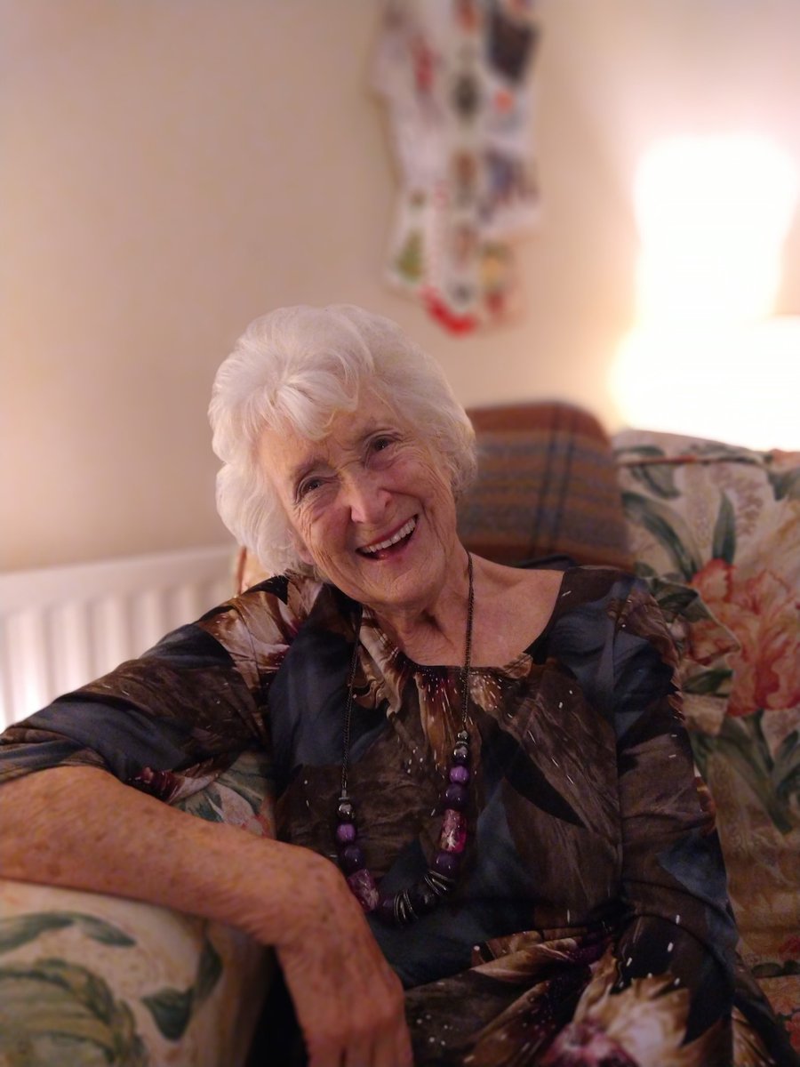Ed_Pinches's tweet photo. Today is my first day back at work after a wonderful, festive break. I took this photo of my Nanna, who has Alzheimer's disease on Boxing Day.  It's motivating me this Monday.  Dementia doesn't define you.  Research will win. @AlzResearchUK https://t.co/BatjPJVlI9