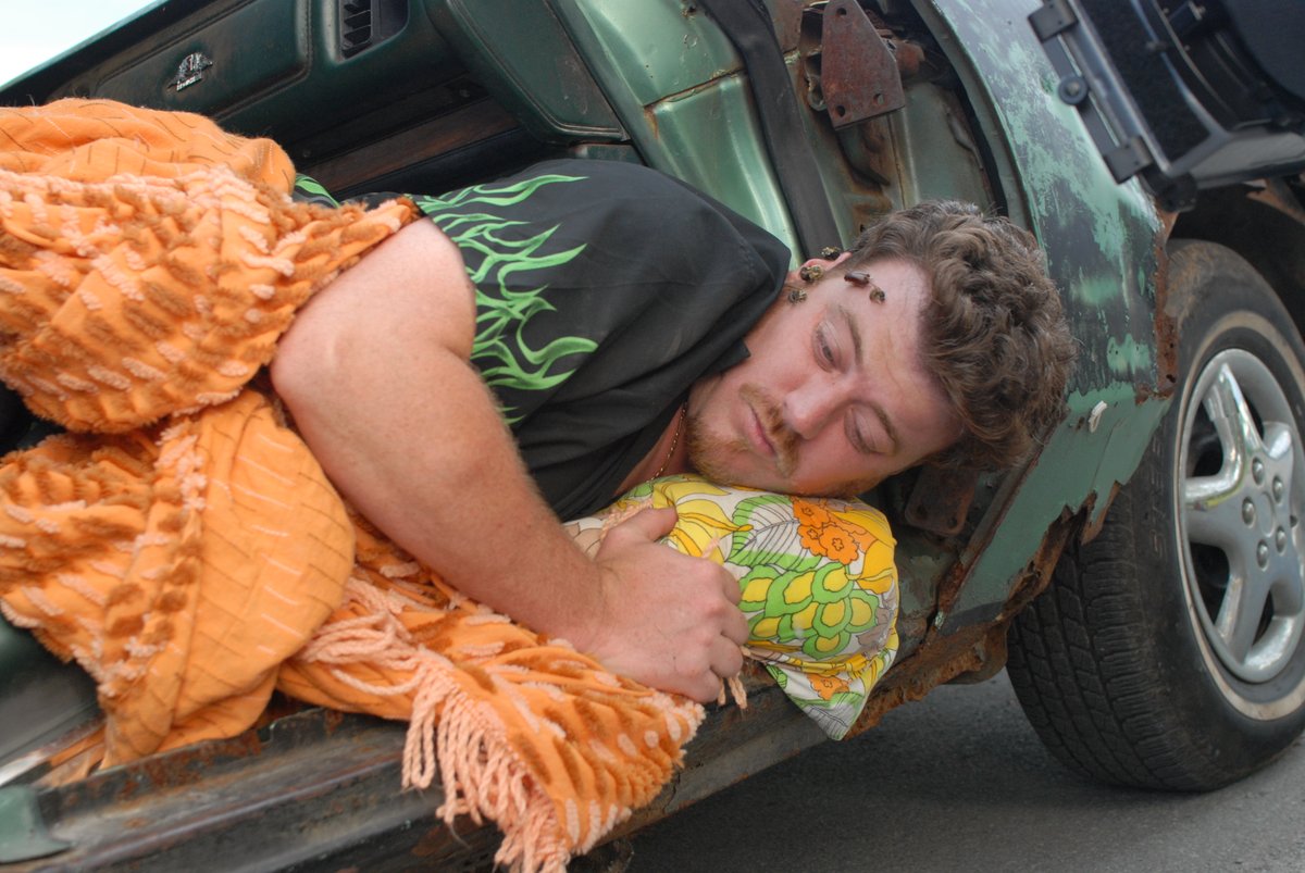 trailerparkboys's tweet image. Mondays can fuck the fuck off.