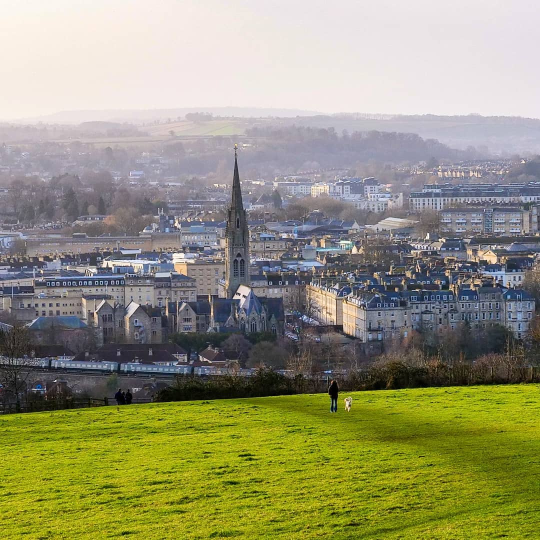 Unique tips for the solo traveller! Stay @bathymca :-) Thanks @IntrepidEscape for the article... intrepidescape.com/bath-uncovered… #DiscoverEngland #VisitEngland