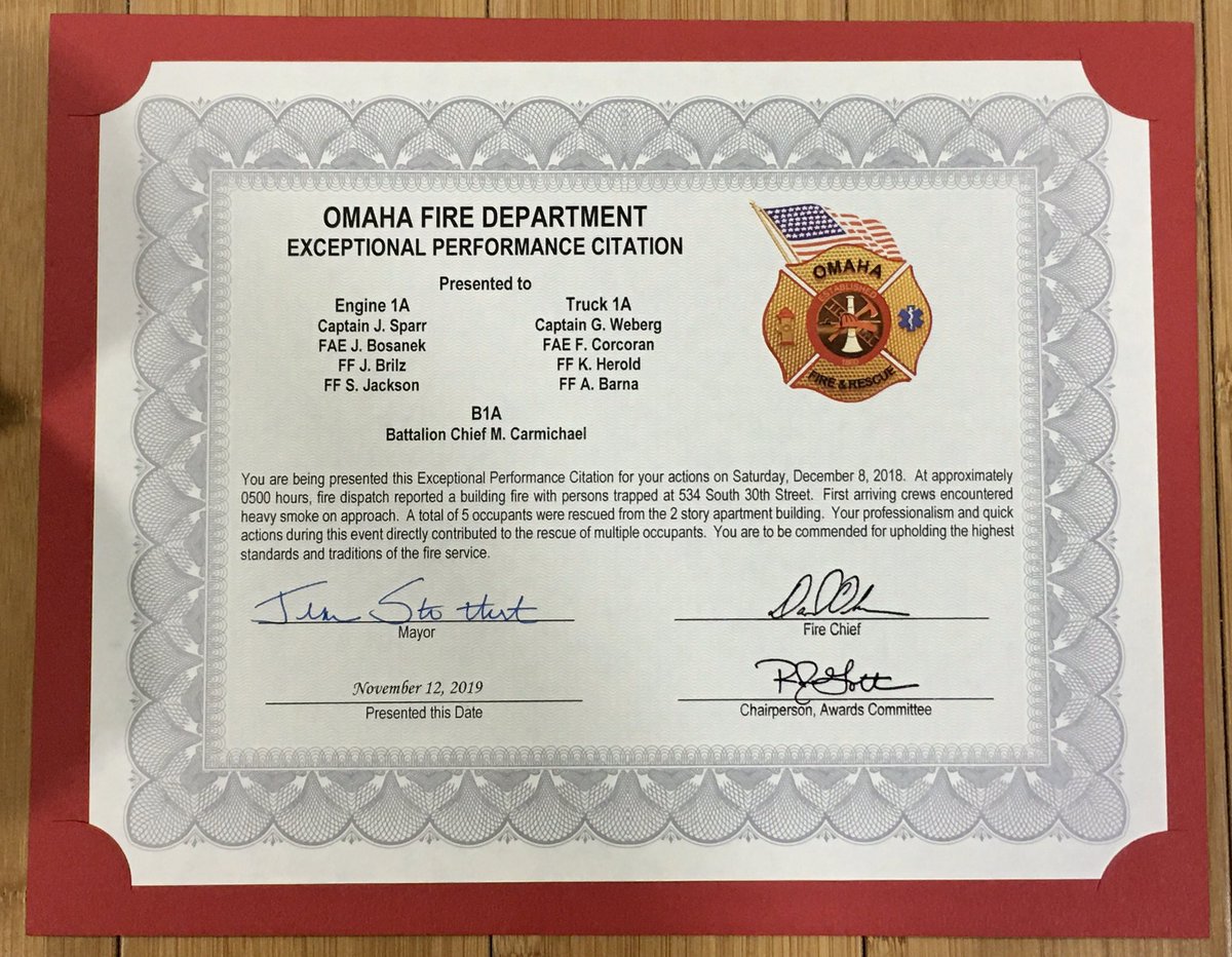 OFDFFWendt's tweet image. Congratulations to #OmahaFireDepartment #Firefighter Ashley Barna on receiving an “Exceptional Performance Citation” for her work at building fire with people trapped!
Presented to her this morning at #OFDStation63 by Battalion Chief Gottsch