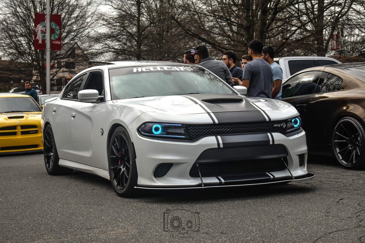 TOMMY2GZ's tweet photo. #MoparMonday #dodge #mopar #moparornocar #HellCat #dodgecharger #detailgarageraleigh #ridesandcoffee #carsandcoffee #moparfreshinc #automotivephotography @Dodge @mopar @detailgarage919 https://t.co/o95jdpKDkR