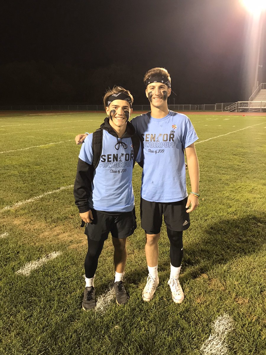 cmmclaughlin20's tweet photo. happy birthday to one of my best friends, hope it’s a great one brotha! love you ❤️ @tymetzger4 https://t.co/vSC4V8pFRu