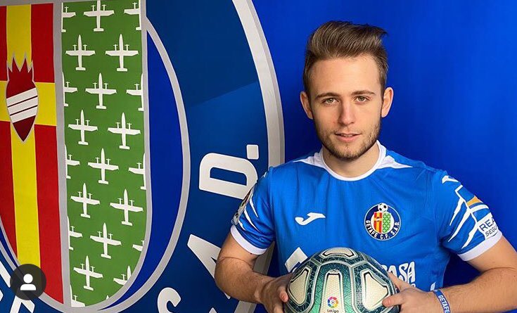 DLSSAINT's tweet photo. Enhorabona amigo 👏👏, uno de los mejores jugadores de #Fifa #fut @EASPORTSEsp que hay en España !!! Desde que le puedes dedicar más tiempo y tienes apoyo,  has demostrado que eres un gran youtuber y uno de los jugadores de Fifa del Mundo 👌🔝🔝🔝@eltito_delfifa @GetafeCF !!! https://t.co/0nk0vj6iIz