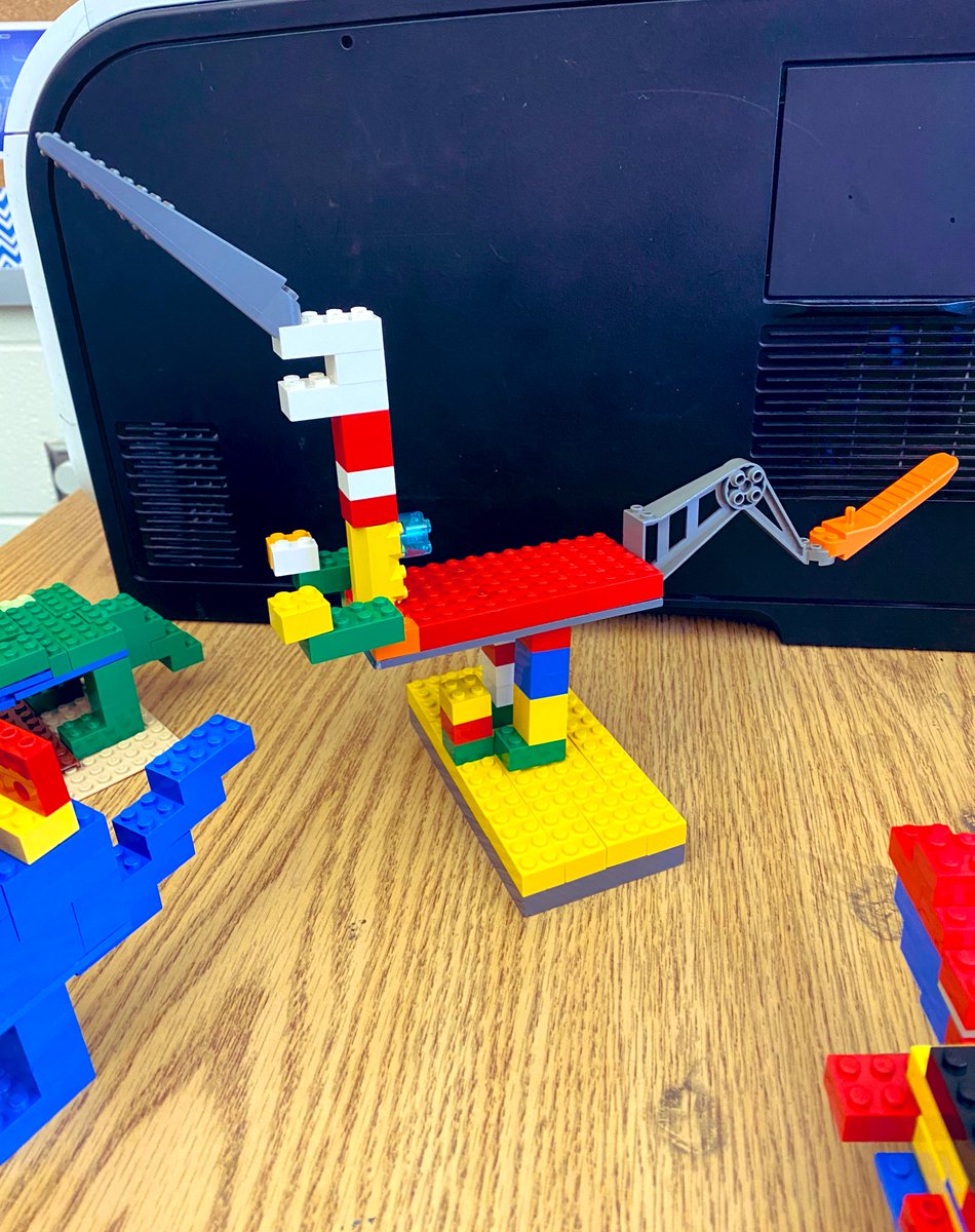 ShirleyPyon's tweet photo. Ask first graders to build a dinosaur, and they will build you a dino! 😮 🦕 🦖 #LEGOchallenge #Happy2020 #DesignThinking #fabulousfirst #3Dthinkers #4Cs @KatzFirst @RiggsbeeIn1st https://t.co/5ACDKJSRNB