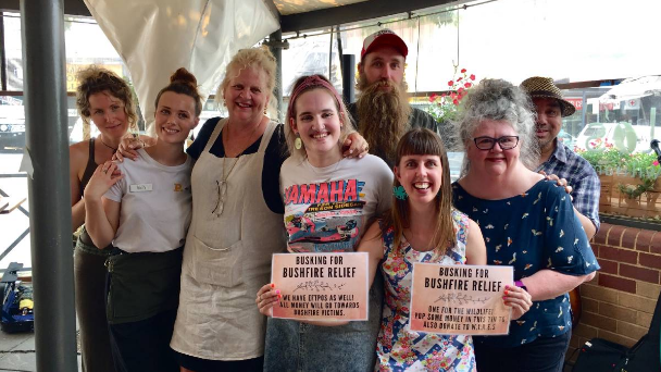 impromptu #busking session lead by Abby Smith &amp; fellow #musicians raises over $3000 for #NSWbushfire relief #busker #streetmusician bit.ly/36um7FV