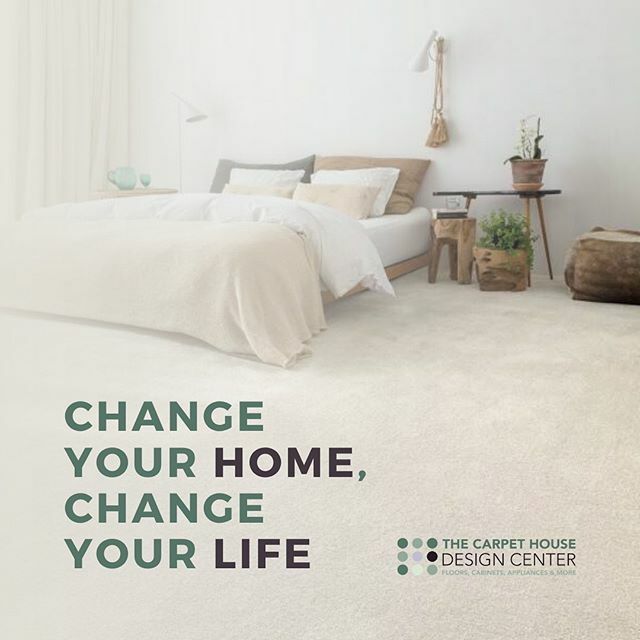 TCHDesignCenter's tweet photo. Another Monday helping customers create the homes of their dreams! https://t.co/KMmChVonqV https://t.co/qs6Y1IYkcH