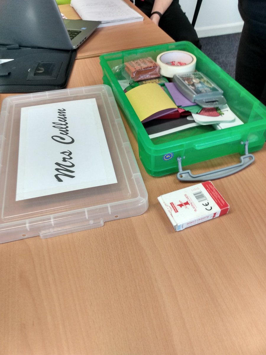 fox_damon's tweet image. @KarenC_evolve shares her box of engaging ice breaker resources with her pupils in schools during our East Midlands Regional Team Meeting #MentorMeet #edutwitter #schools #interventions