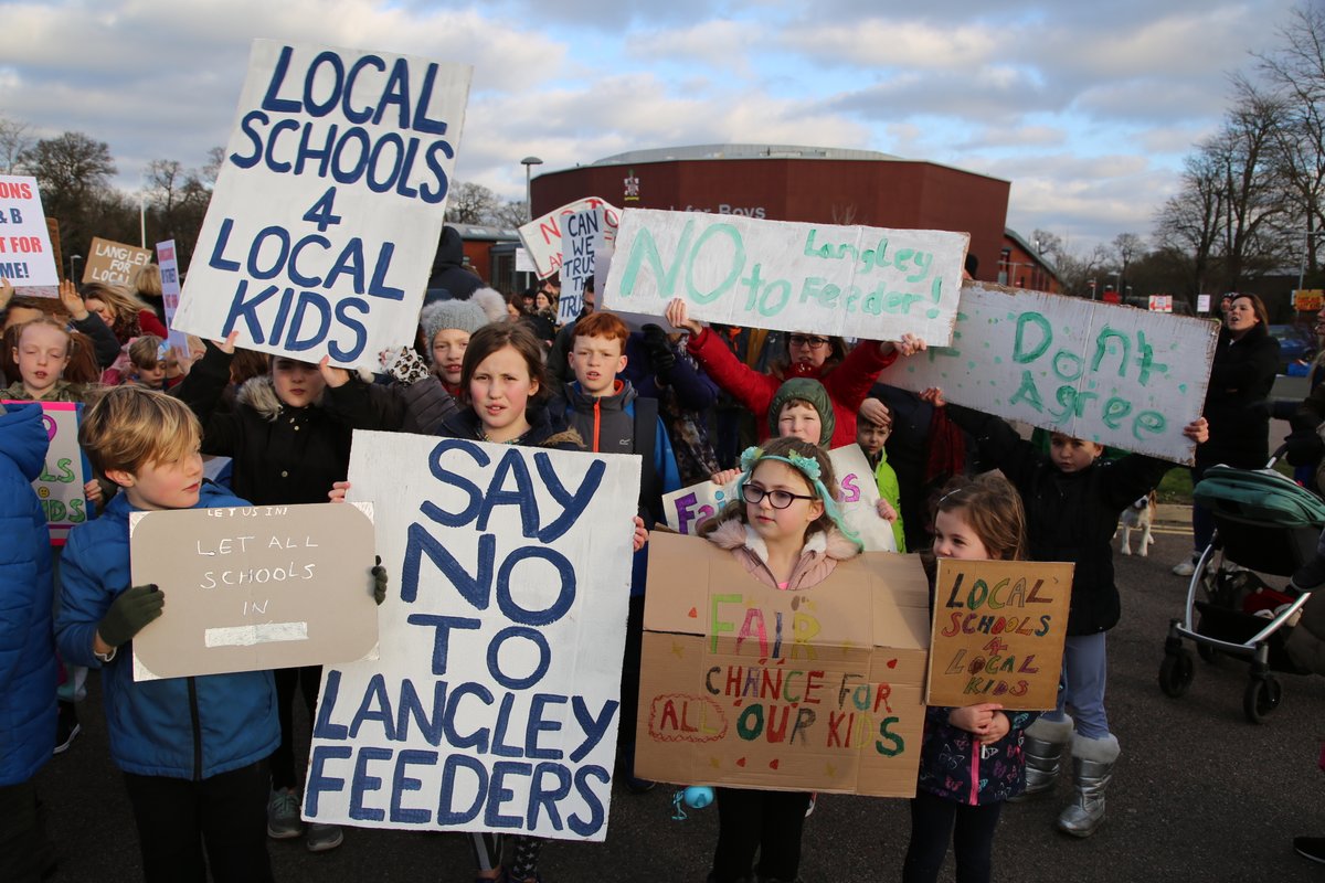 sarahs999's tweet photo. Local schools for local children! Today more than 400 parents and children protested against Langley Park Learning Trust's attempt to create feeder schools - which would reduce availability of places for locals. https://t.co/vIfExQPCzZ