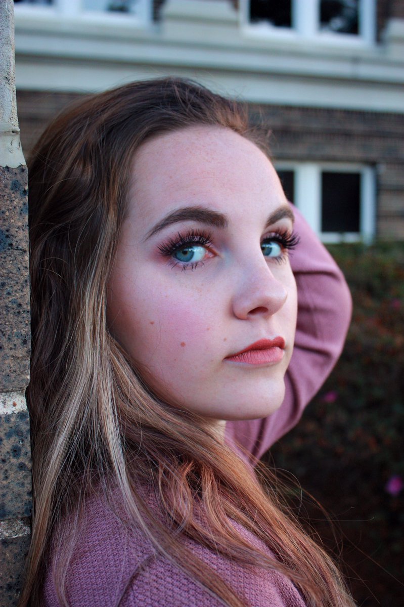 sarahwithem99's tweet photo. hey sfa !! 
if your needing pictures taken this semester, reach out to me! let’s plan your session! check out my photography pages on insta &amp; facebook to see more shoots (candidninephotography)! @SFAQuestions https://t.co/FtnsbHGlAa
