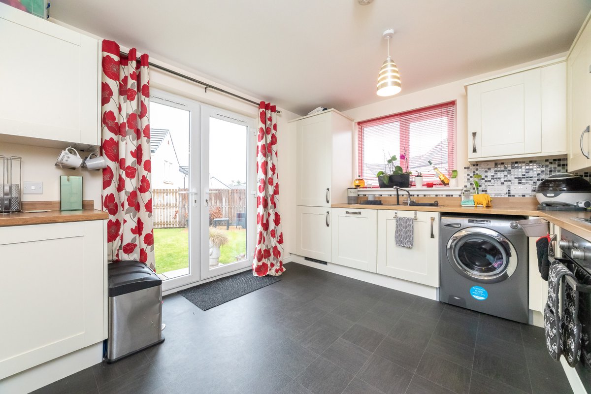 AC_Perth's tweet image. #ForSale #New 10 Bell Gardens
#Perth #Property
O/O £250,000 by @AC_Perth on @rightmove @Zoopla @OnTheMarketCom 
acandco.com/property/detai…