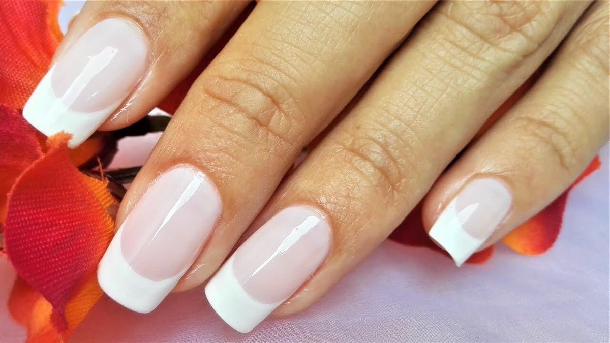 AtaSarmi's tweet photo. #AtalaTips para reinventar tu manicure https://t.co/BT6bTaZb7a https://t.co/IJD0ozzXrt