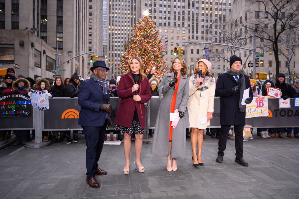Savannah Guthrie tweet media