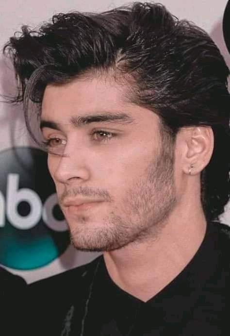 zjm_Icarusfalls's tweet photo. Do not suffer for someone who is not Zayn Malik https://t.co/3LfO0nvjtt