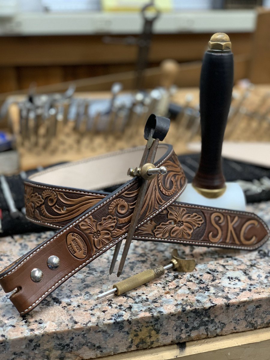 RafterC_Leather's tweet photo. I’m taking some more orders so if you’re interested, DM me with any project you’re interested in! https://t.co/cMImx1SaWj