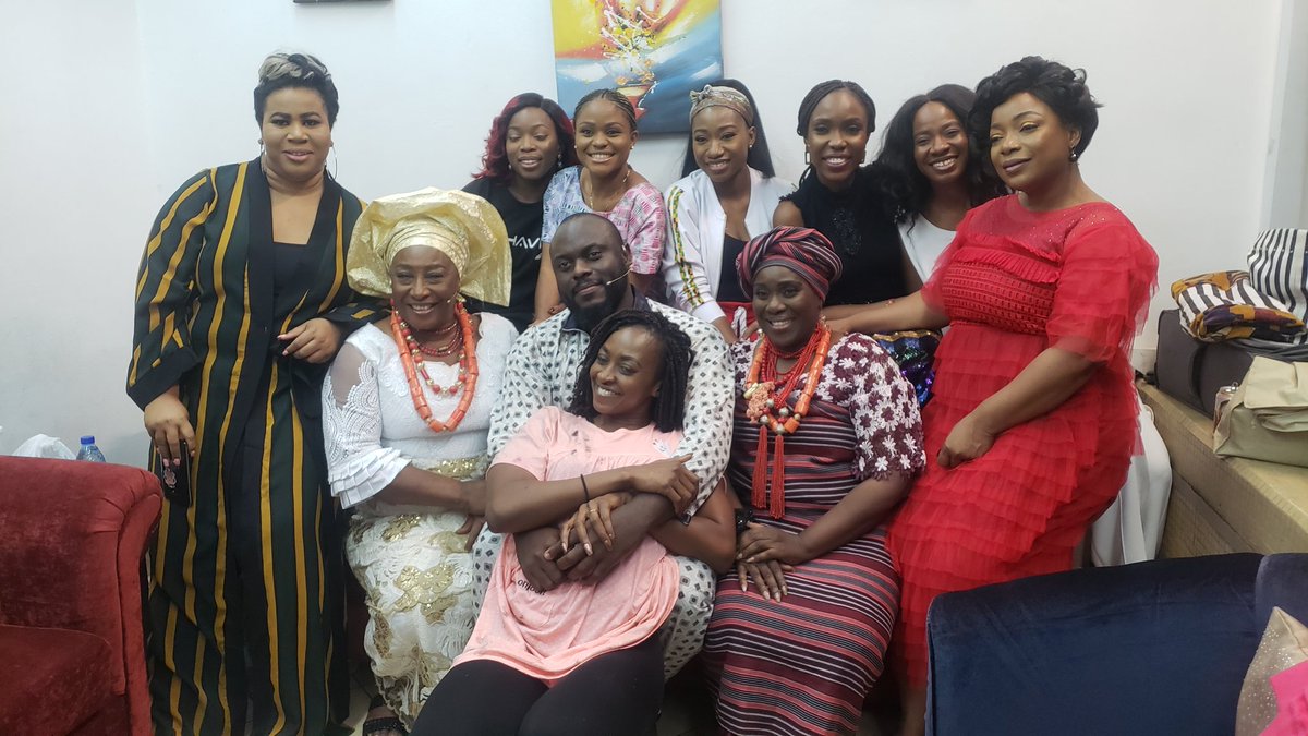 LAkintobi's tweet photo. Today has been a 'do nothing' day after the past few days. I wasn't acting, but hosting 7 show(ing)s of a play is still work. It was a great show, and I'm happy I kicked off my #LamideWorks 2020 with #AdaTheCountry. I'm ready for more work from tomorrow sha 😂 #HireMe thanks! https://t.co/hX4eUodrWO