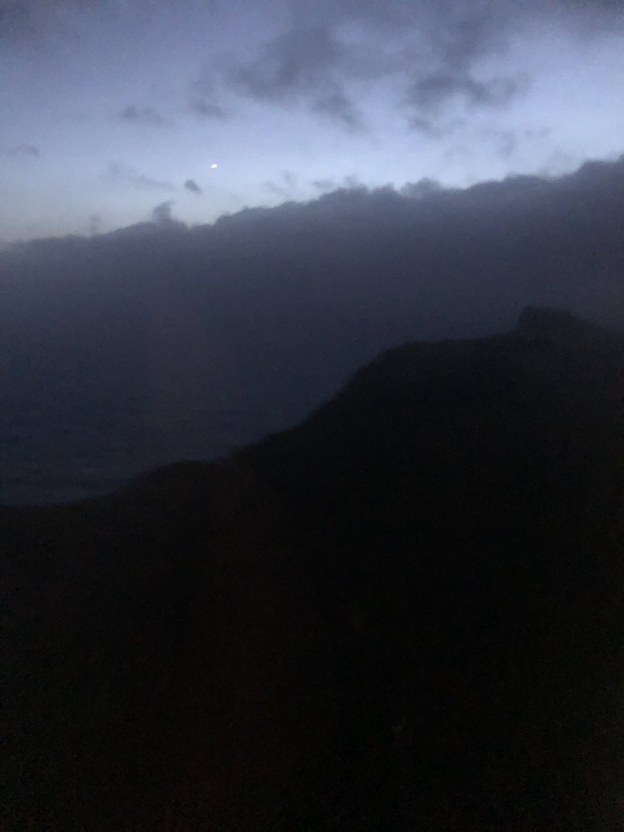 Yorkshire77's tweet photo. That’s the first sight of the Faroe Island I promise #bumpylanding 😁 (that’s Venus in the background by the way) https://t.co/kd3A6D4nOX