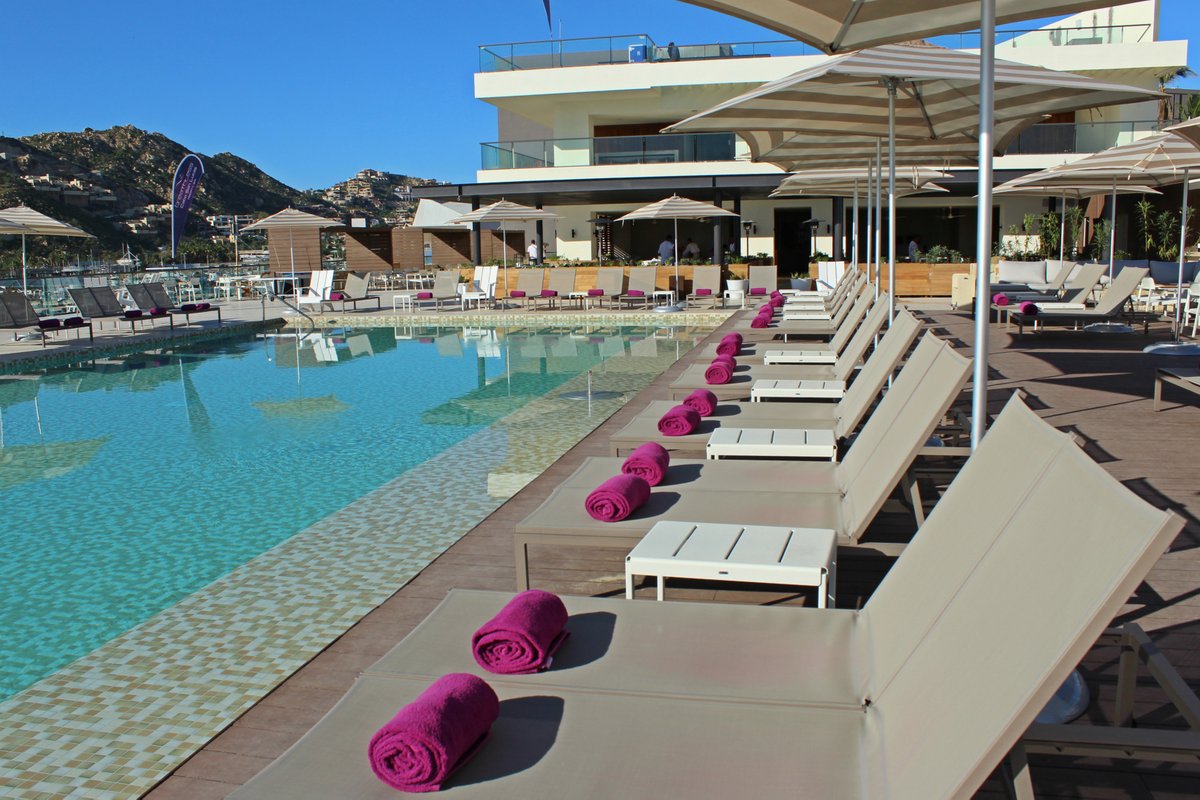 Lean back and enjoy the view! 😎
bit.ly/FbBreathlessCa…
#BreathlessCabo #LosCabos #BeachClub