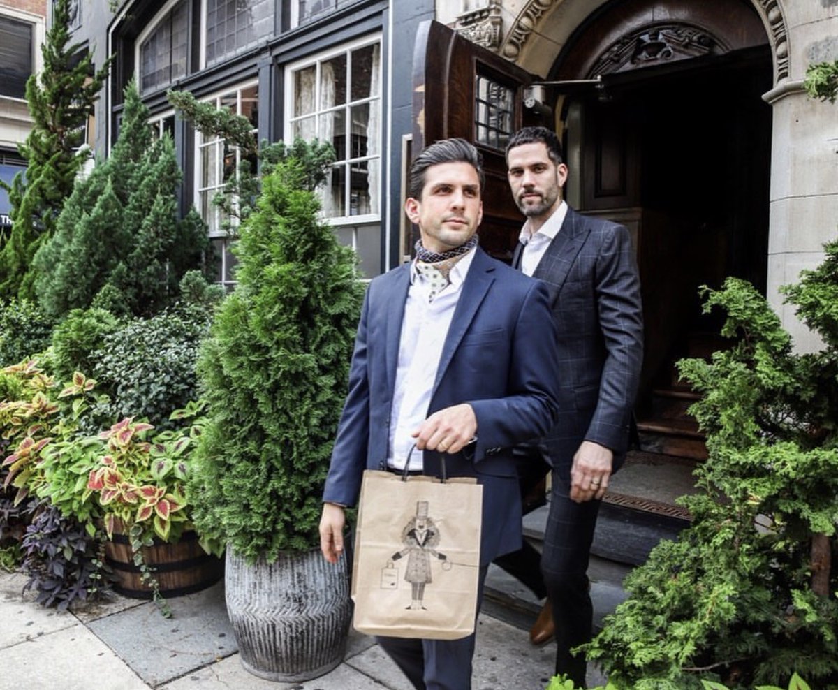 shopcentercity's tweet image. One week away! Experience some of the city’s best restaurants for less during @philarestweek. 😋 The men’s grooming gurus at @staydapr recommend The Dandelion. Clean up at DAPR ➡️ get three-course dinner for $35. bit.ly/2OoBoim #ShopCCPhilly #CCDRW 

📸: @briana__louise