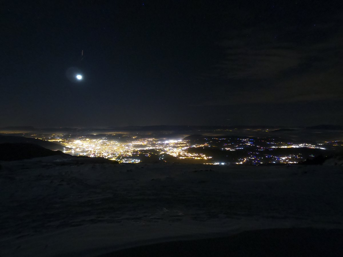 Slackline.fr - Slack tweet media