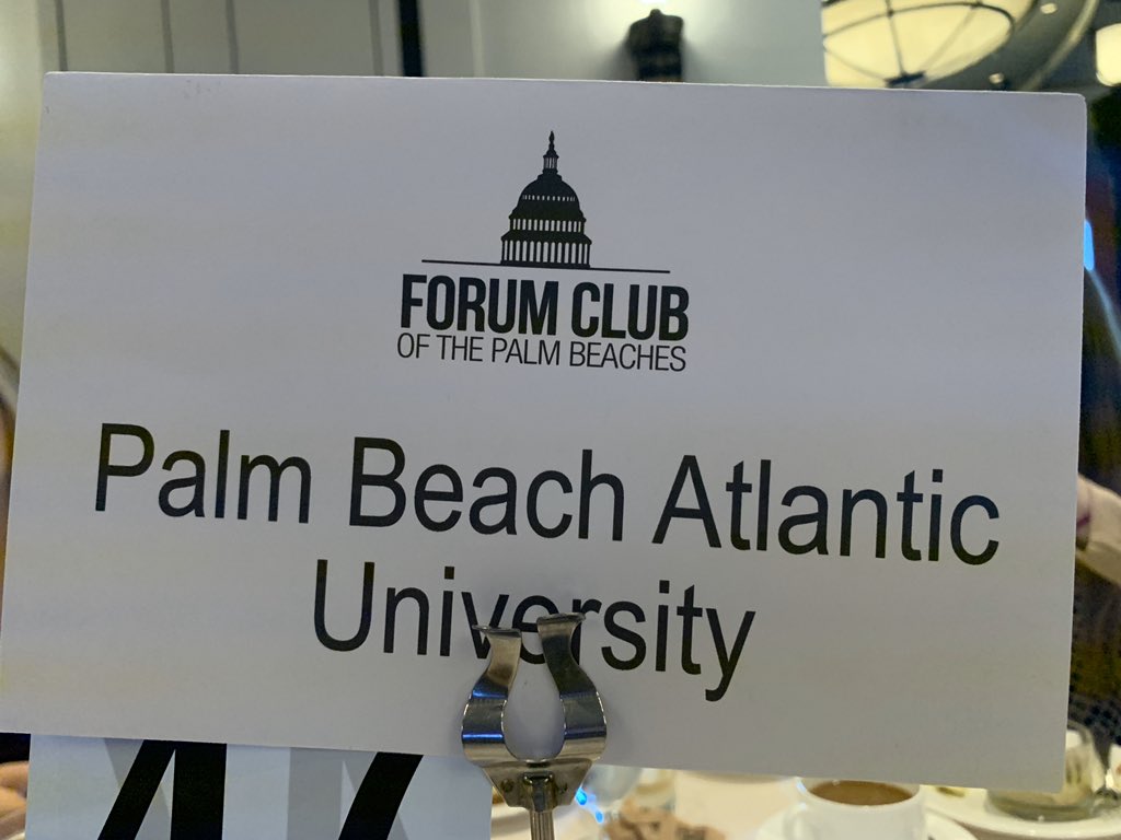thebeacontoday's tweet photo. New Year, new semester: @PBAUniversity students attending the @ForumClubPB luncheon. Guests @JimVandeHei and @mikeallen of @axios talk about the looming agitation surrounding #2020 election year. #stimulatethought #promotedialogue https://t.co/rb13y8BoZw