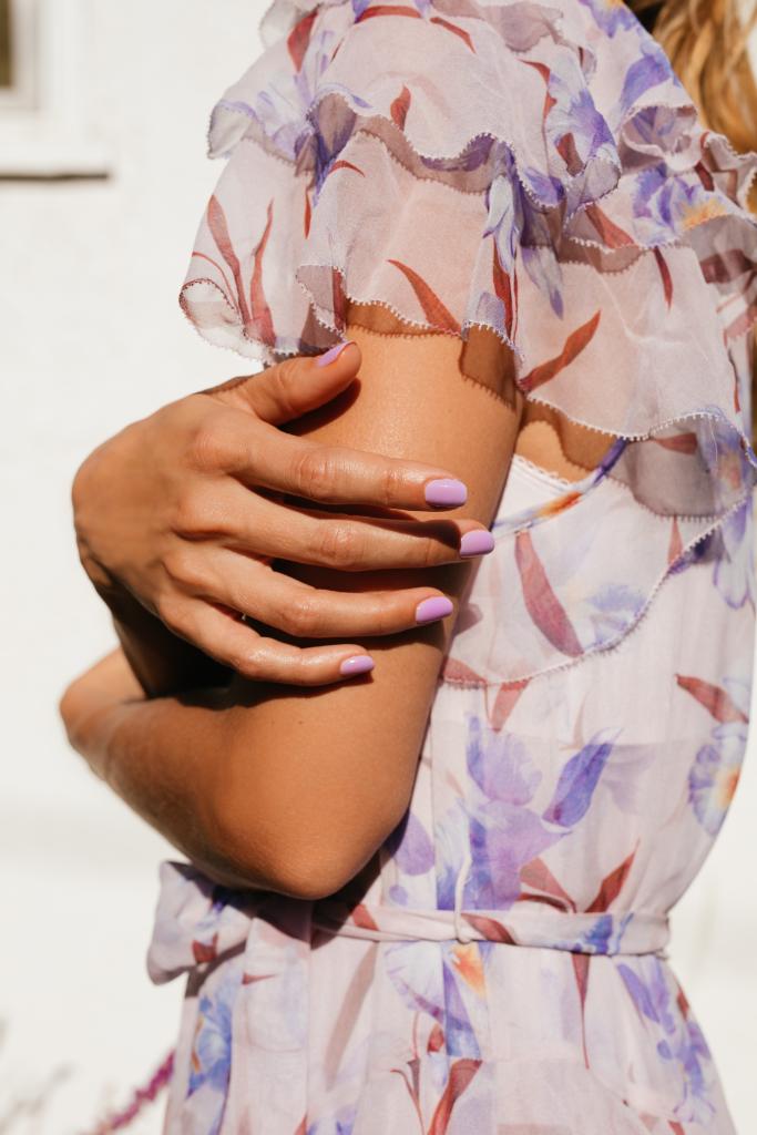 OPI_PRODUCTS's tweet photo. New year, new hue. Embrace the feminine side of you in 2020 💜 #DontTootMyFlute #PurpleNails #OPIPeru
https://t.co/K6AKzr5jY3 https://t.co/TixkRX6Hs8
