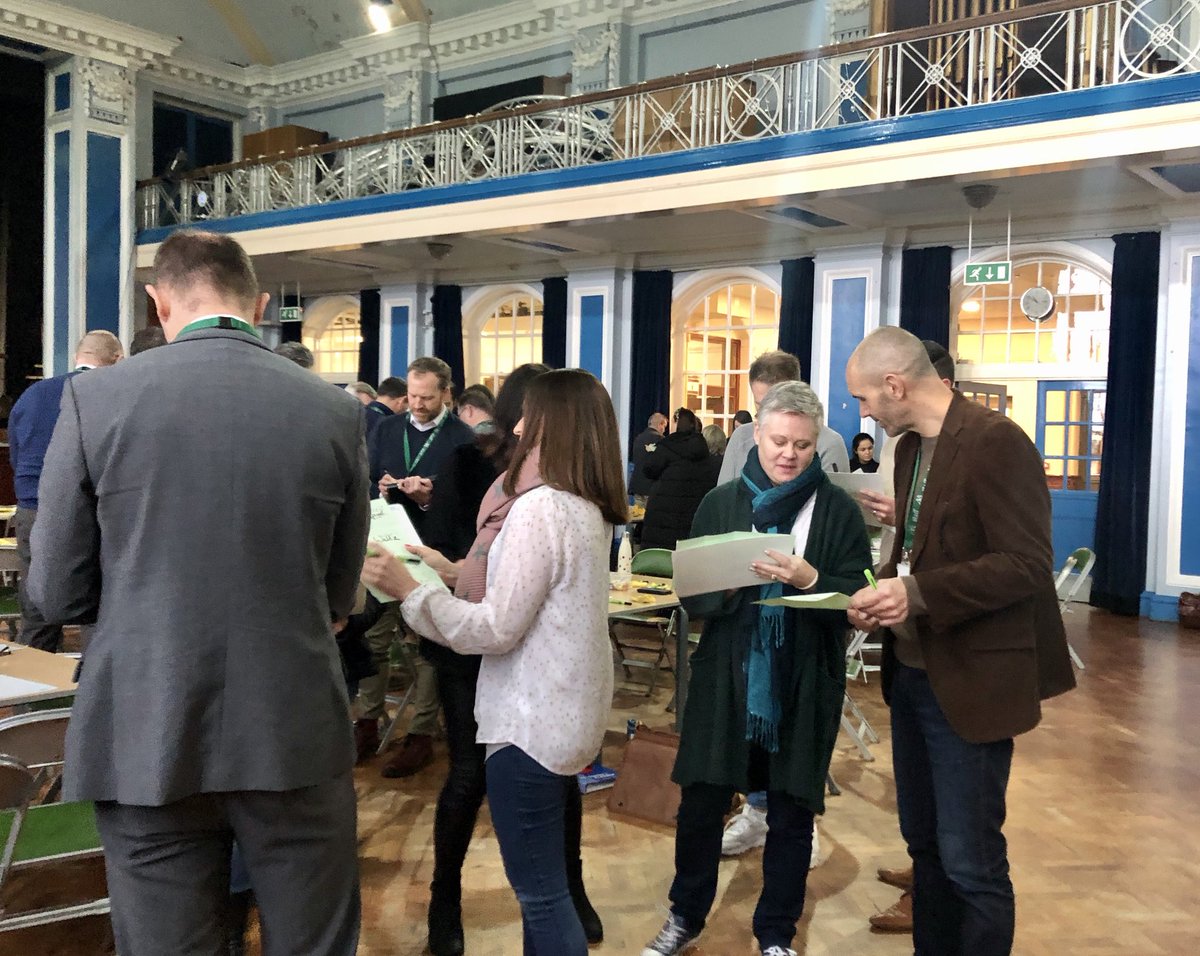 bones_carmel's tweet photo. Fabulous start to the decade @AKSSchool @UnitedLearning huge thanks to the whole staff esp Mrs Marland & Mr Harrow for their help & kind hospitality. 🙏🏻🤩Hope to bring brighter weather next time! 😎 Keep sharing your successes! https://t.co/fOOlrAfsLG