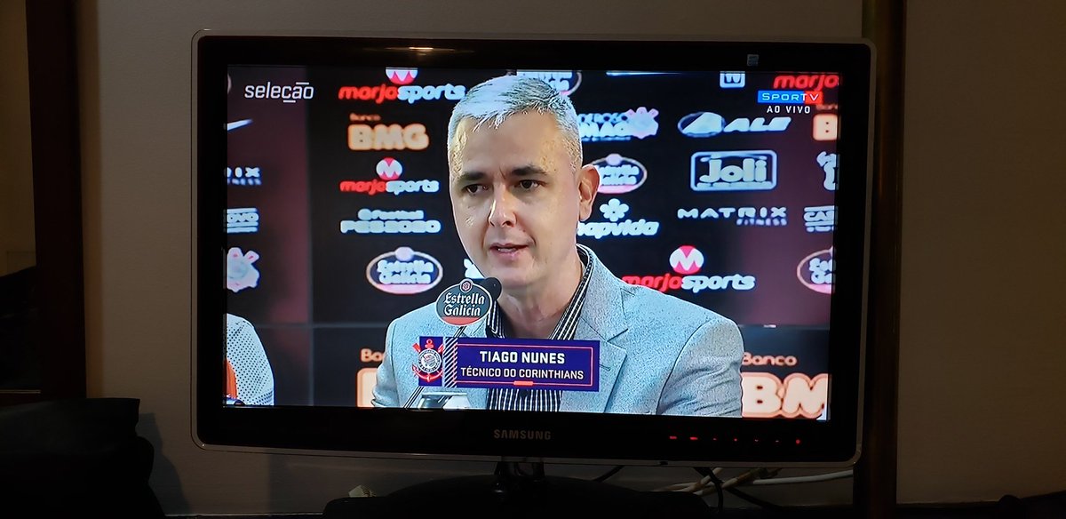 Corintiamo78's tweet image. Para Tiago Nunes...
Após muito estudo do plantel Corinthiano,

#Ralf não se enquadra no perfil de jogo do Corinthians 

#Avelar "convidado" para jogar de zagueiro pela esquerda.
 
🤬🤬🤬

Bora apoiar, será preciso! 👊🏼