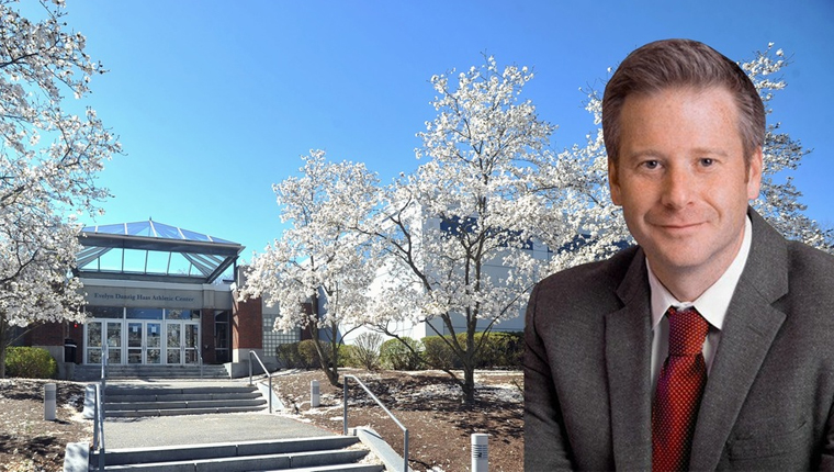 NEWMACsports's tweet photo. BREAKING | Gavin Viano Appointed as @wheatonlyons Director of Athletics &amp; Recreation https://t.co/scNyrsnMhh | Welcome to the NEWMAC Gavin! #GoNEWMAC https://t.co/bqIyUgq6xx