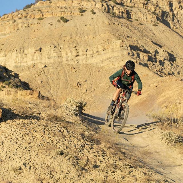 Let's make #MountainBikeMonday a thing in 2020. Who's in? .
.
.
.
.
#mtb #colorado #fruita #fruitacolorado #18road #18roadtrails #mountainbiking #bikes #cycling #coloradocycling #bikeride #ridebikes ift.tt/2T1gACL