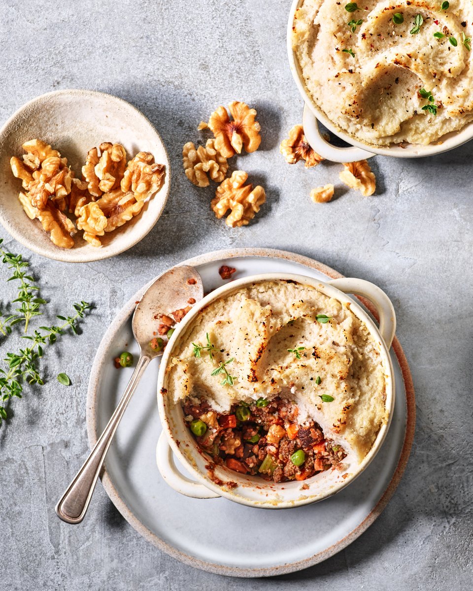 CaWalnuts's tweet photo. Don’t overthink mealtime with these simple takes on dinner. #sosimplesogood https://t.co/dUjlcTXu1E https://t.co/Y71Ac1hiv6