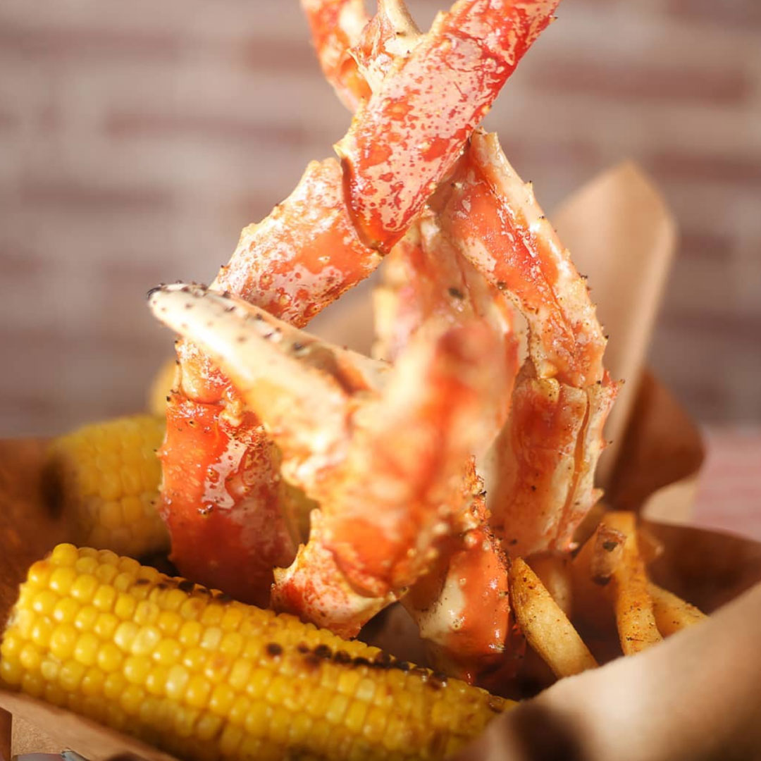 cranble's tweet photo. Bucket of crab anyone? 🦀

Find a whole 'bucket' of recipes on our website!
https://t.co/irjNWKLC9P

#Recipe #Seafood #Crab #Foodporn #Seafoodbucket https://t.co/1PEHxxKhaO