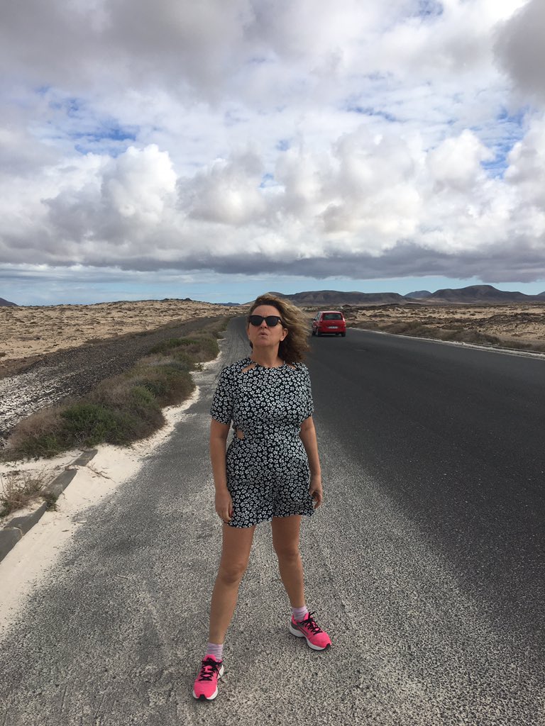 R_NeilBradley's tweet photo. Massive winter skies in #corralejo #fuerteventura #islascanarias
.
#theresastormacoming
.
#2020SoFar #2020go #adventure #discover
@Corralejo_info @CorralejoLive https://t.co/9b2rEcLILS
